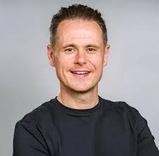 Paul Howarth, Experienced FD/Consultant